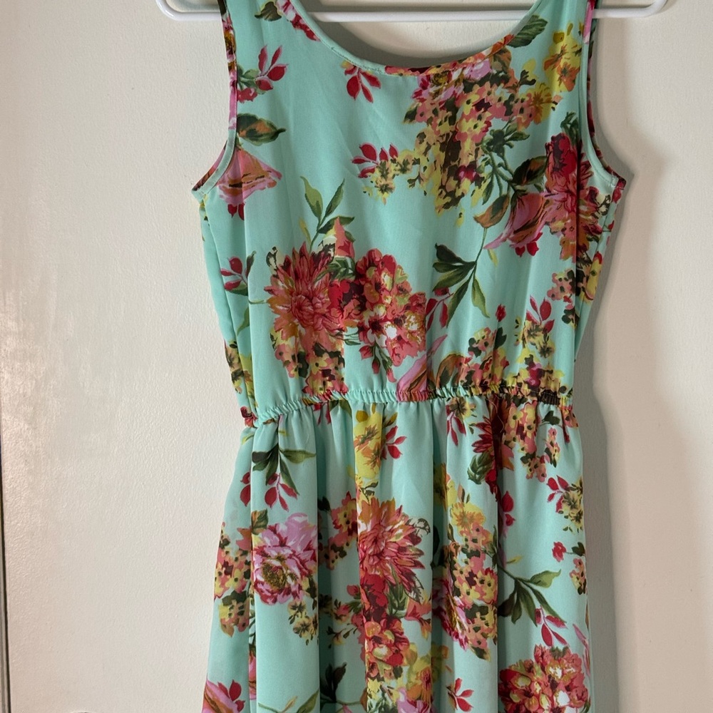 Women’s Floral Dress - Mint Green - Picture 2 of 4